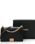 Caviar Quilted New Medium Boy Flap Black