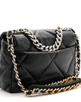 Lambskin Quilted Medium CHNL 19 Flap Black
