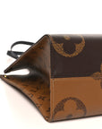 Reverse Monogram Giant Onthego MM