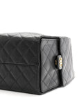 Caviar Quilted Medium CHNL 25 Handbag Black