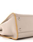 Vitello Seta Burro Medium Peekaboo Iconic Satchel Grigio Polvere Mattone