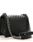 Caviar Quilted Medium Boy Flap Black