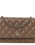 Caviar Quilted CC Turnlock Wallet On Chain WOC Brown