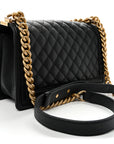 Caviar Quilted Medium Boy Flap Black