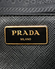 Saffiano Lux Medium Galleria Double Zip Tote Black