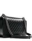 Caviar Quilted New Medium Boy Flap Black