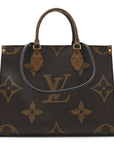 Reverse Monogram Giant Onthego MM