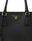 Saffiano Lux Medium Galleria Double Zip Tote Black