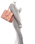 Empreinte Monogram Giant Onthego MM Rose Trianon Crème