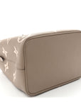 Empreinte Monogram Giant Neonoe MM Tourterelle Creme