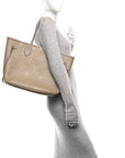 Empreinte Monogram Giant Neverfull MM Tourterelle