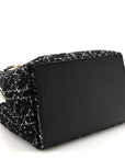 Calfskin Tweed Cannage Medium Toujours Black White