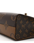 Reverse Monogram Giant Onthego PM