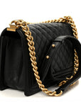 Caviar Quilted Medium Boy Flap Black