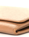 Vitello Move Metal Oro Chain Wallet Caramel
