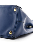 Saffiano Lux Medium Galleria Double Zip Tote Bluette