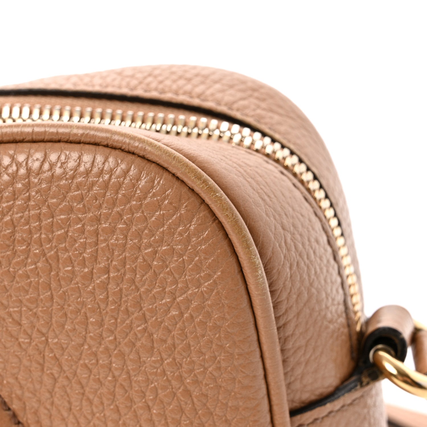 Pebbled Calfskin Small Soho Disco Bag Camelia