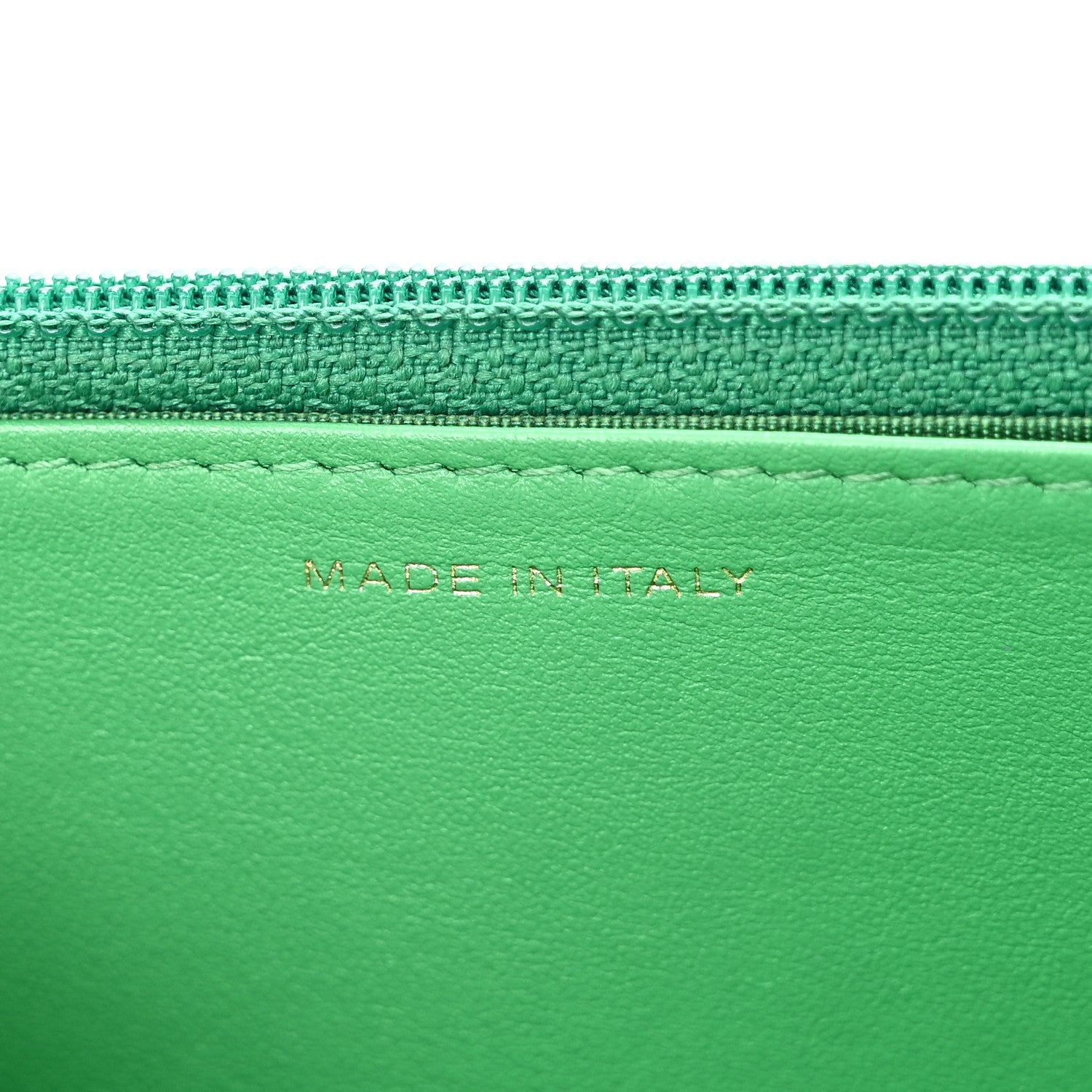 Shiny Goatskin Quilted CHNL 19 Wallet On Chain WOC Green