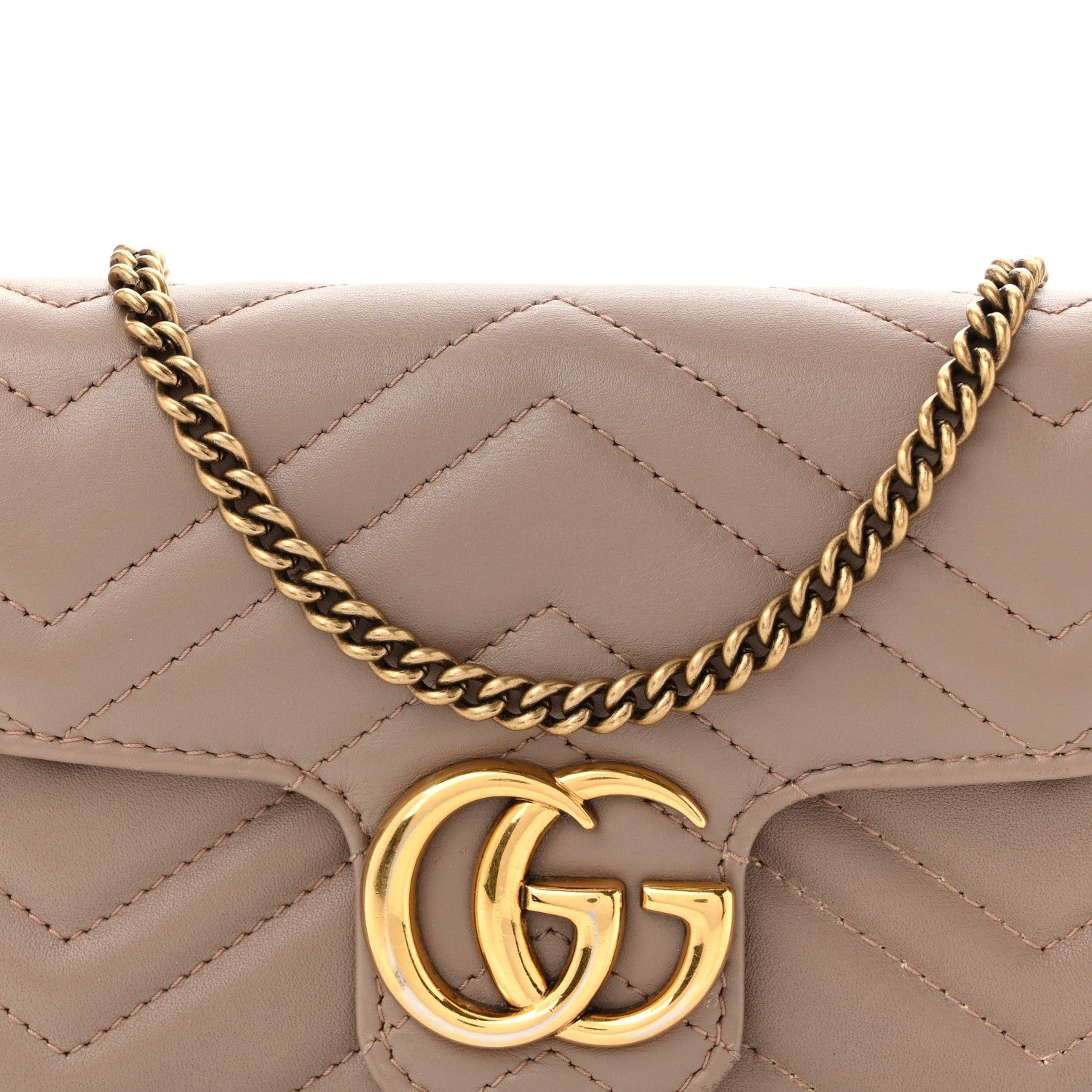 Calfskin Matelasse Super Mini GG Marmont Shoulder Bag Porcelain Rose