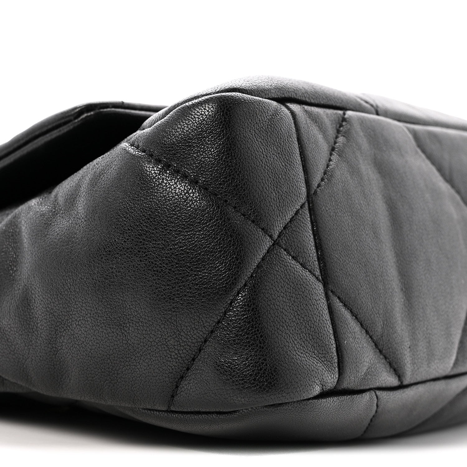 Goatskin Quilted Medium CHNL 19 Flap Black