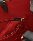 Reverse Monogram Giant Onthego MM