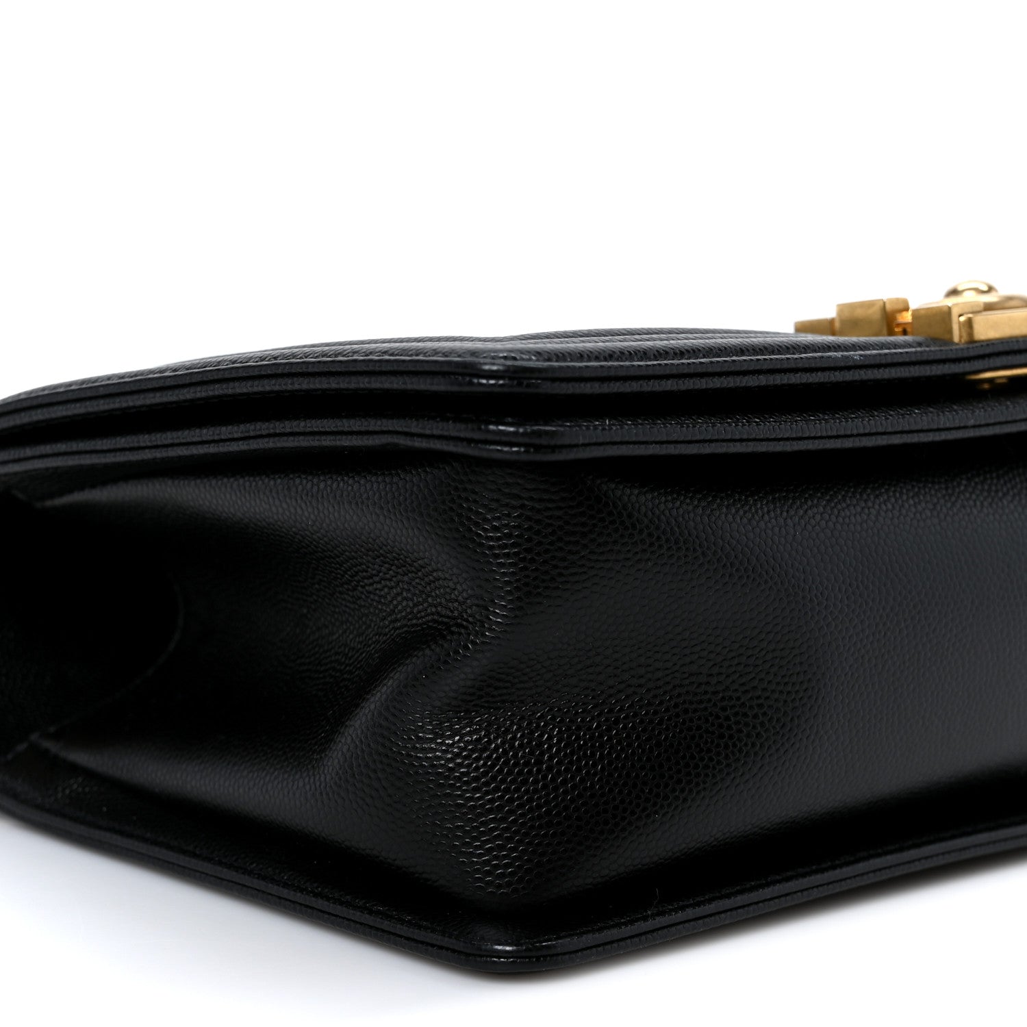 Caviar Quilted Medium Boy Flap Black