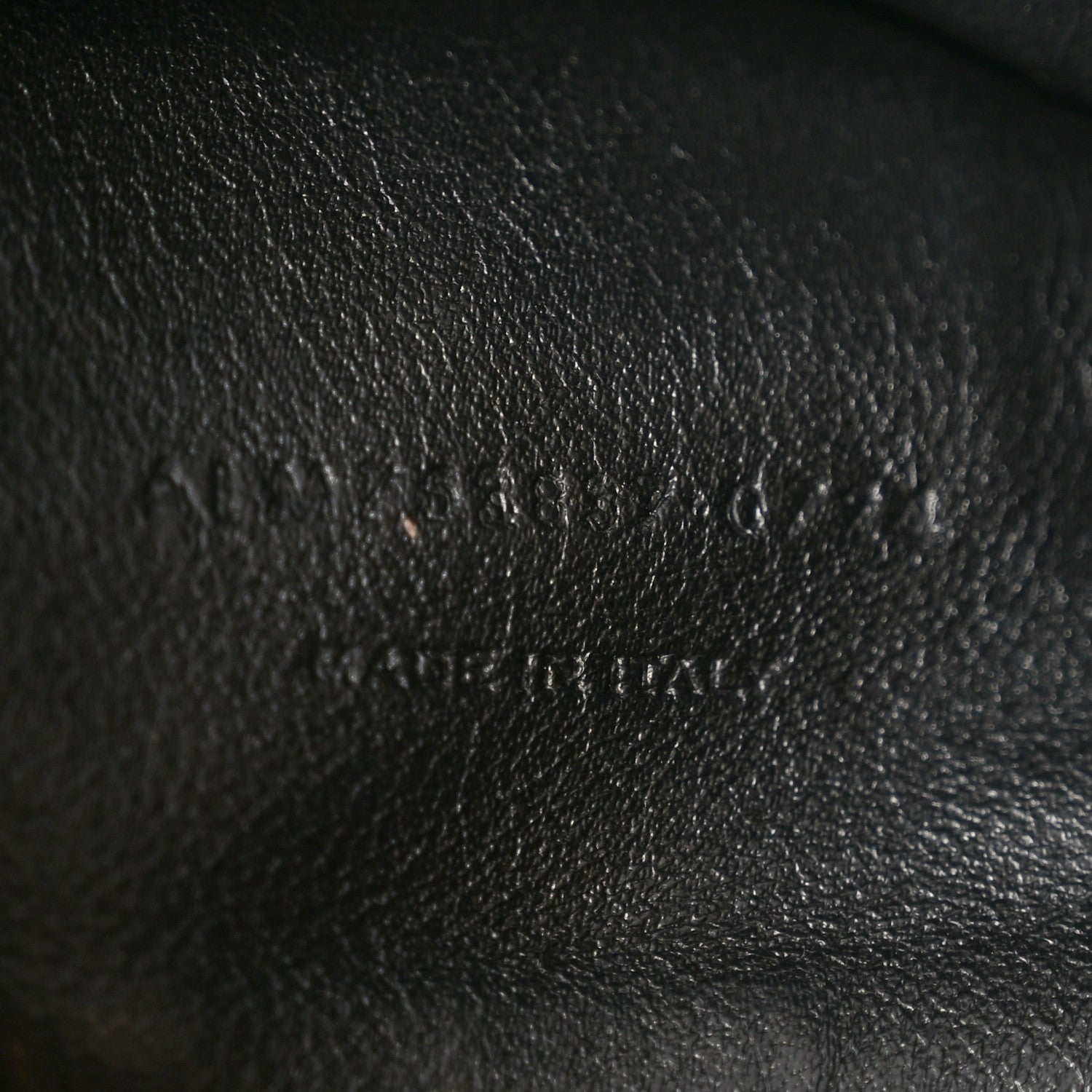 Smooth Calfskin Large Le 5 A 7 Soft Hobo Light Musk