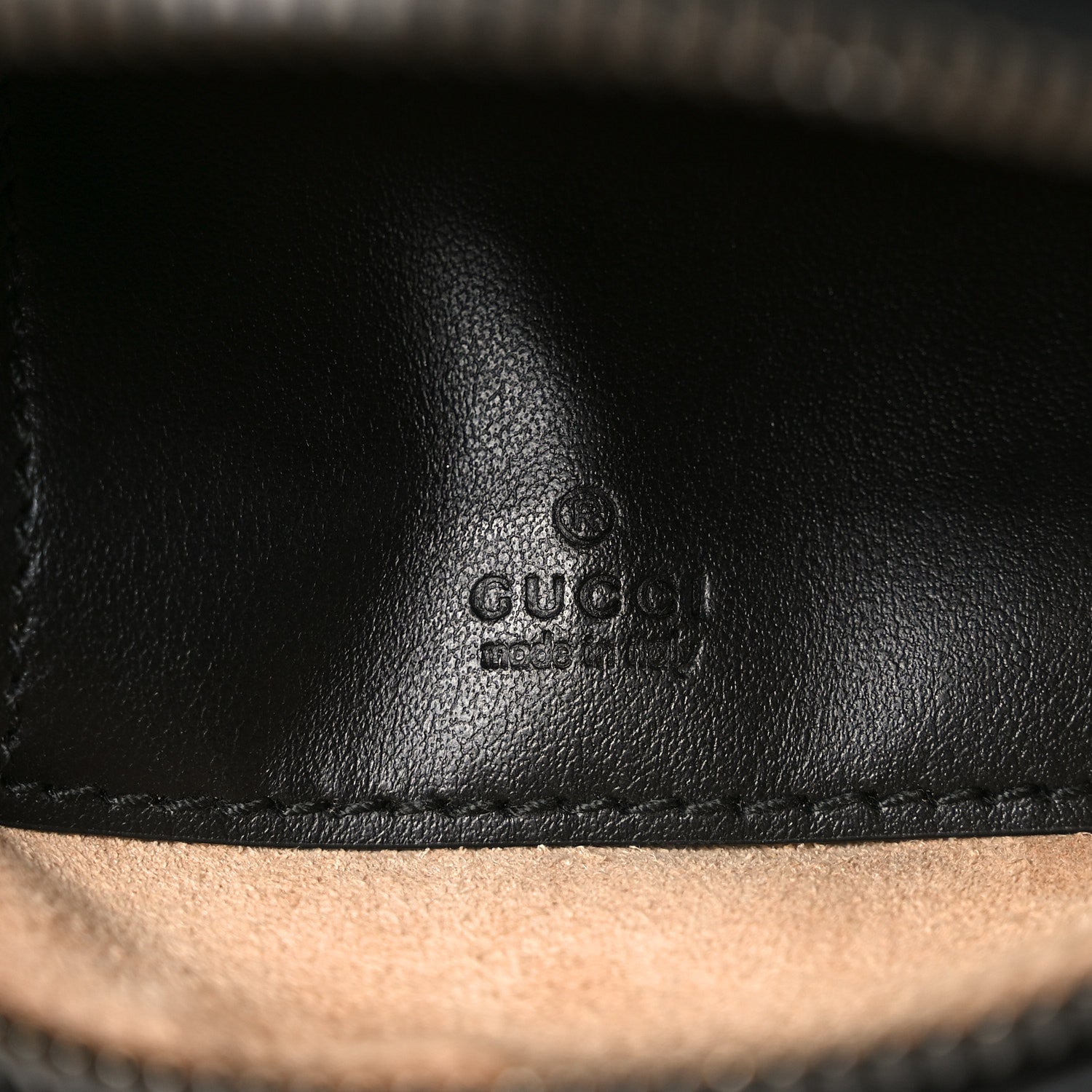 Calfskin Matelasse Mini GG Marmont Crossbody Bag Black