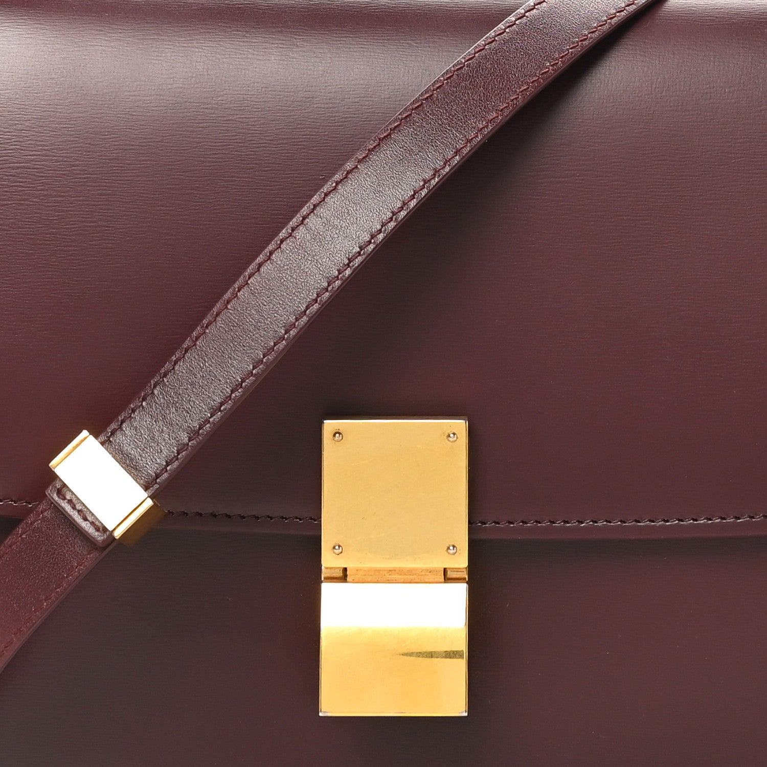 Box Calfskin Medium Classic Box Flap Bag Burgundy