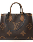 Reverse Monogram Giant Onthego MM