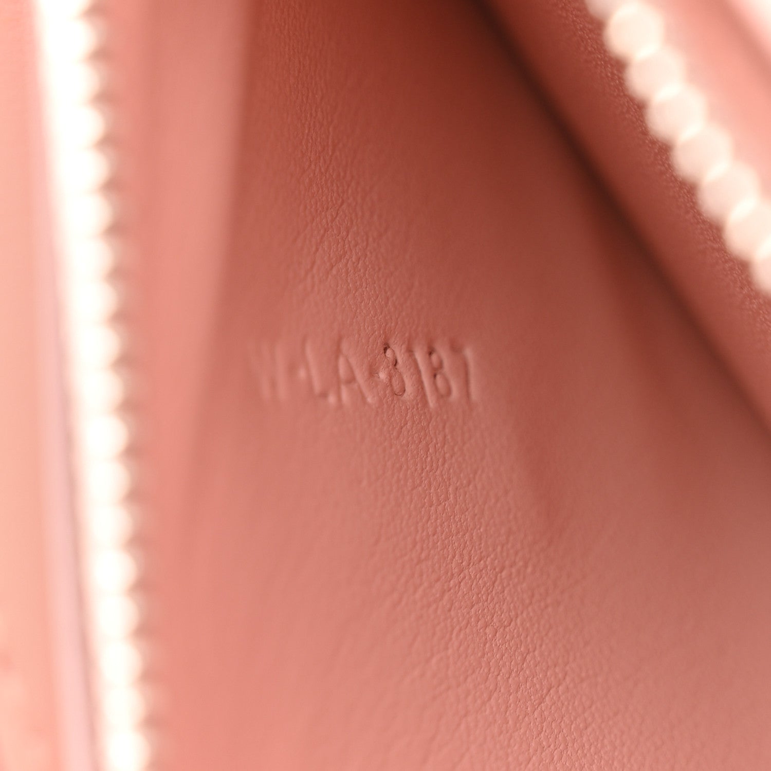 Smooth Calfskin Medium Classic Box Flap Bag Pink