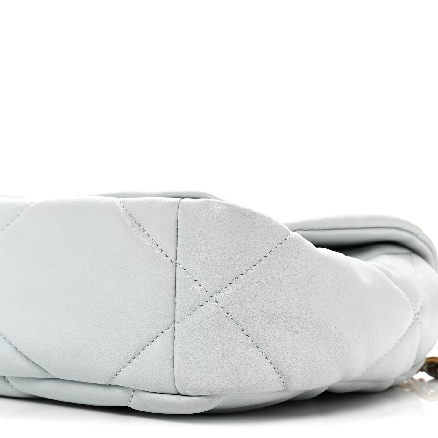 Lambskin Quilted Medium CHNL 19 Flap Light Blue