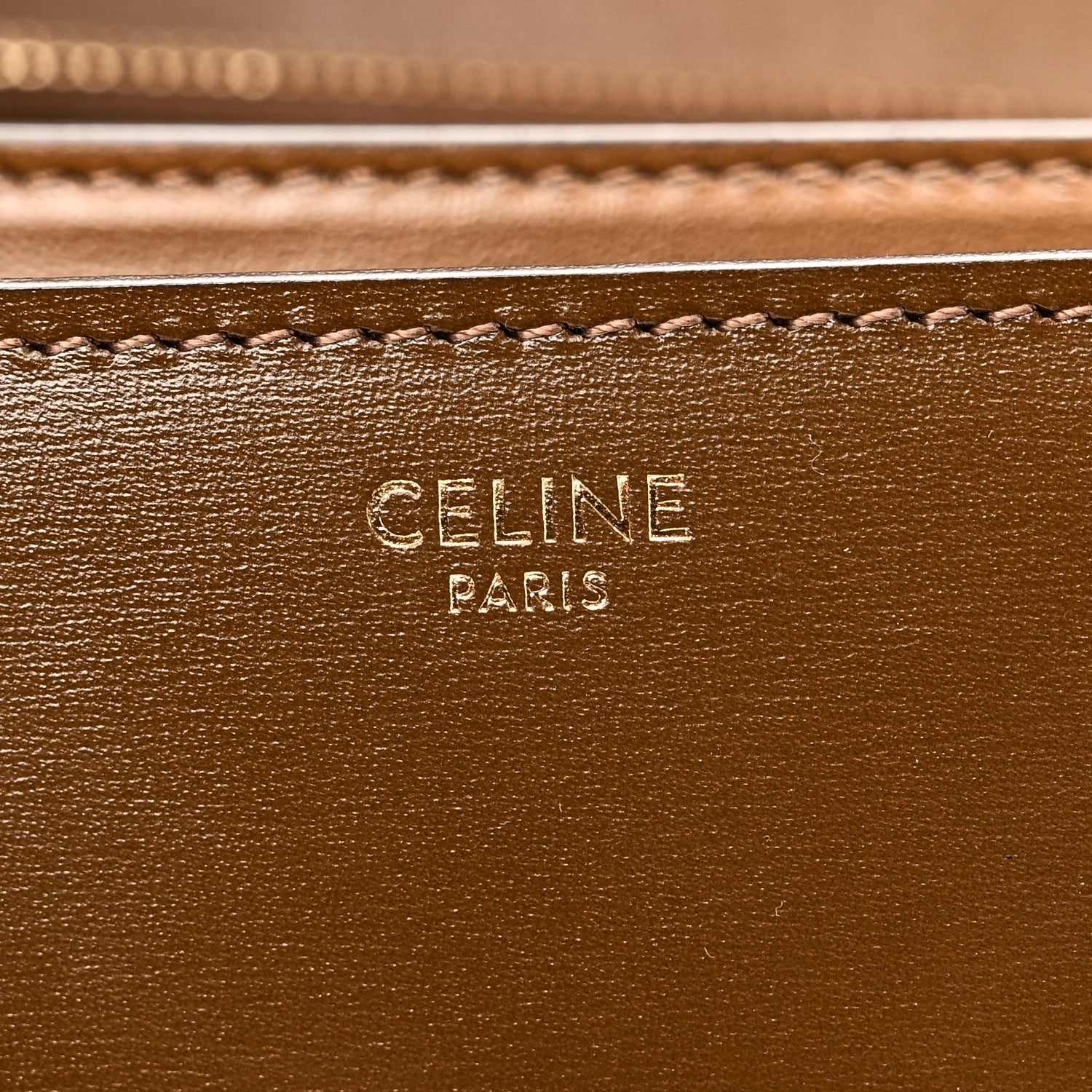 Box Calfskin Medium Classic Box Flap Bag Camel