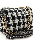 Tweed Quilted Medium CHNL 19 Flap Black Ecru White