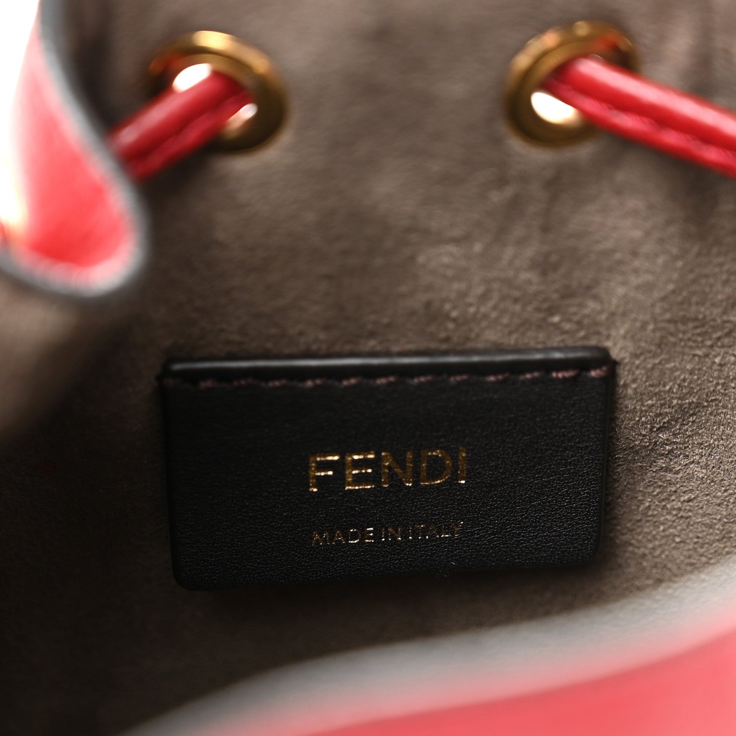 Vitello Cruise F is FNDI Mini Mon Tresor Bucket Bag Fragola