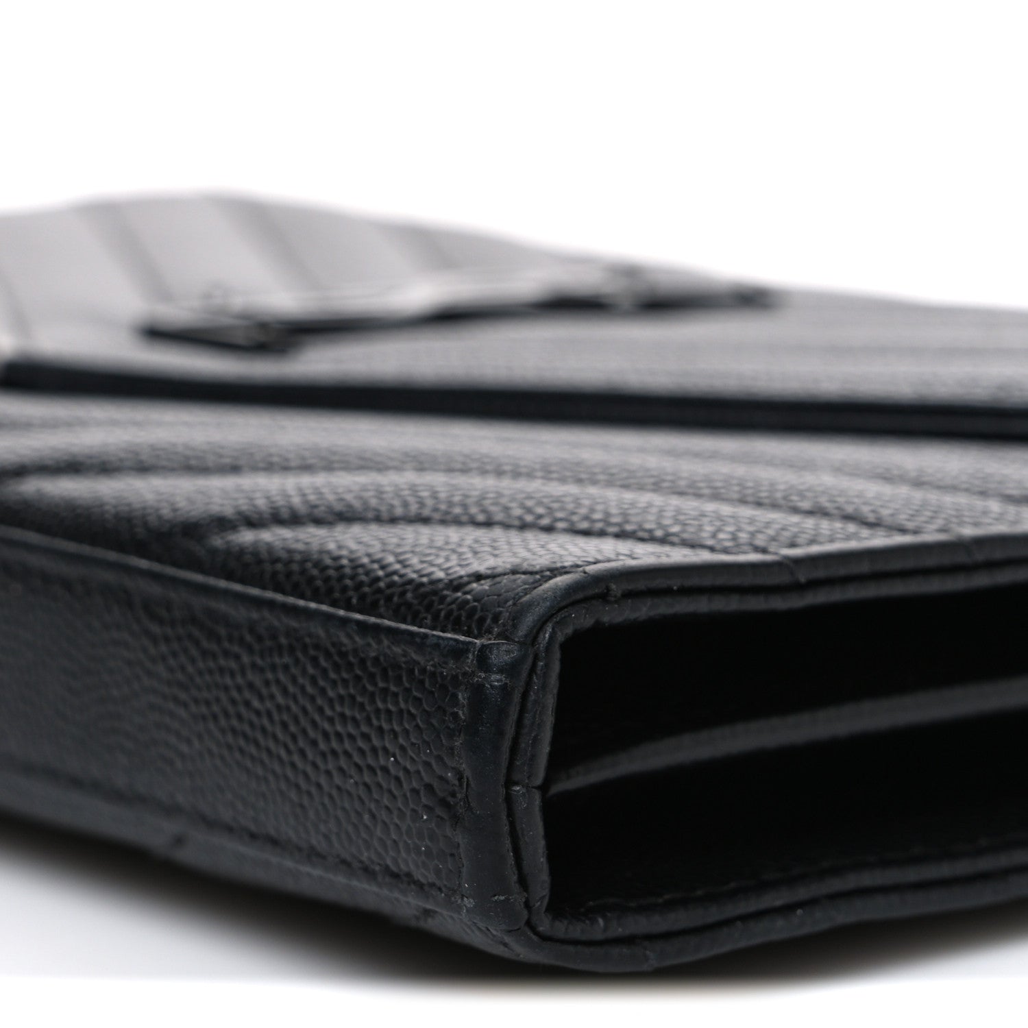 Grain De Poudre Matelasse Chevron Monogram Monochrome Envelope Chain Wallet Black