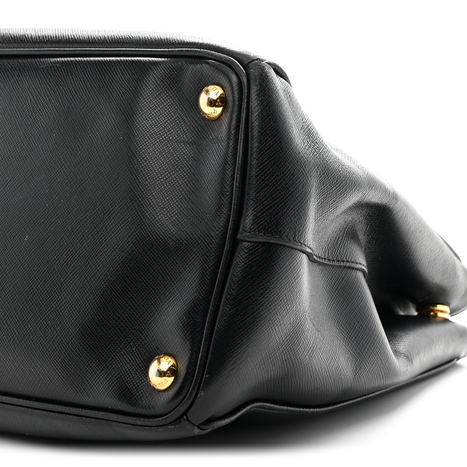 Saffiano Medium Galleria Double Zip Tote Black
