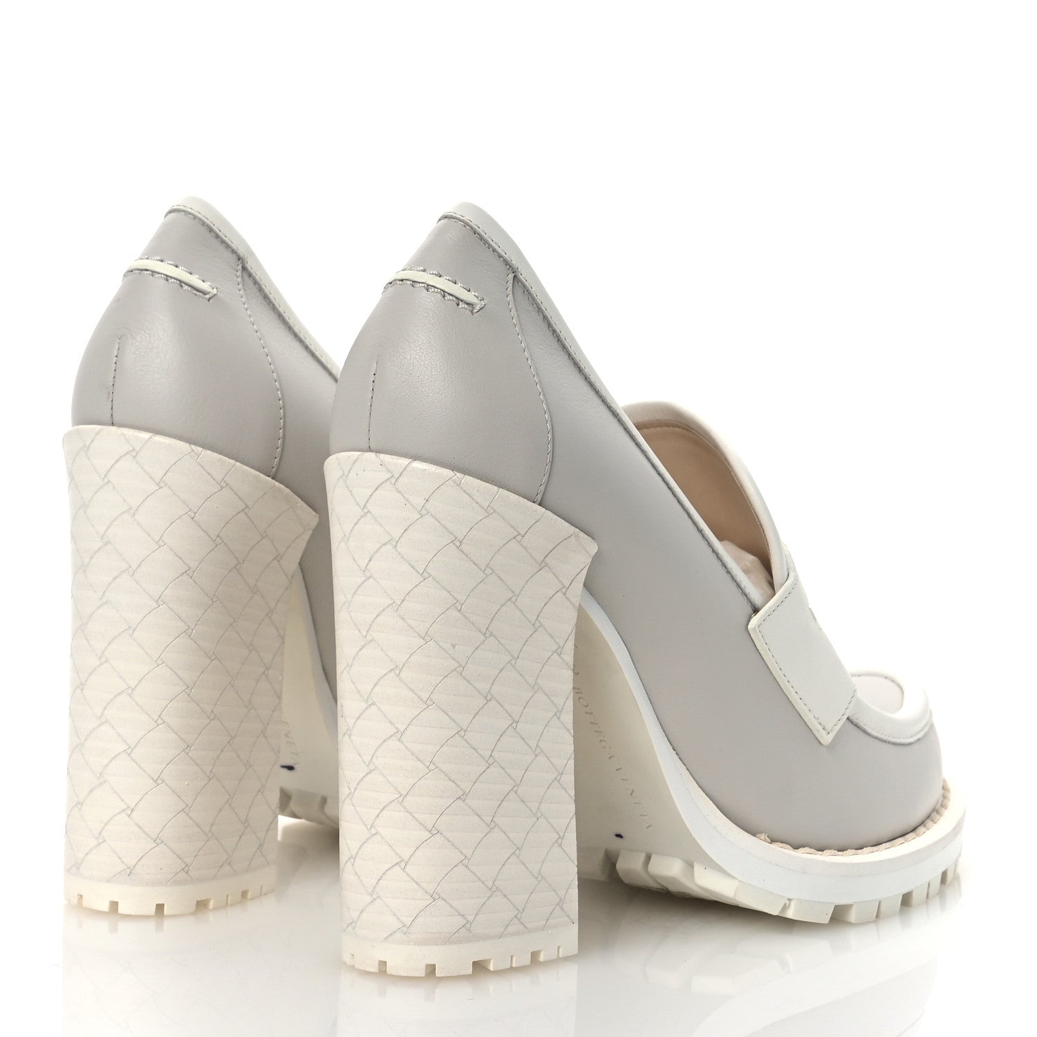 Calfskin Loafer Pumps 39.5 Mist Bianco