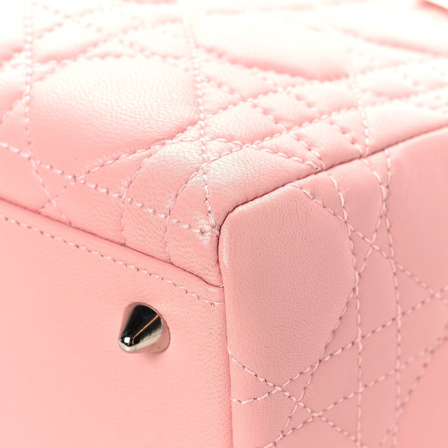 Lambskin Cannage Medium Lady D1OR Light Pink