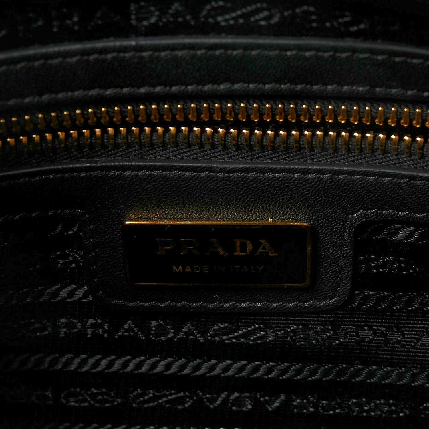 Re-Nylon Saffiano Medium Re-Edition 1978 Top Handle Bag Black