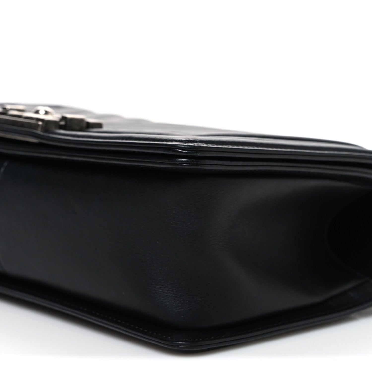 Calfskin Chevron Quilted Medium Boy Flap Black