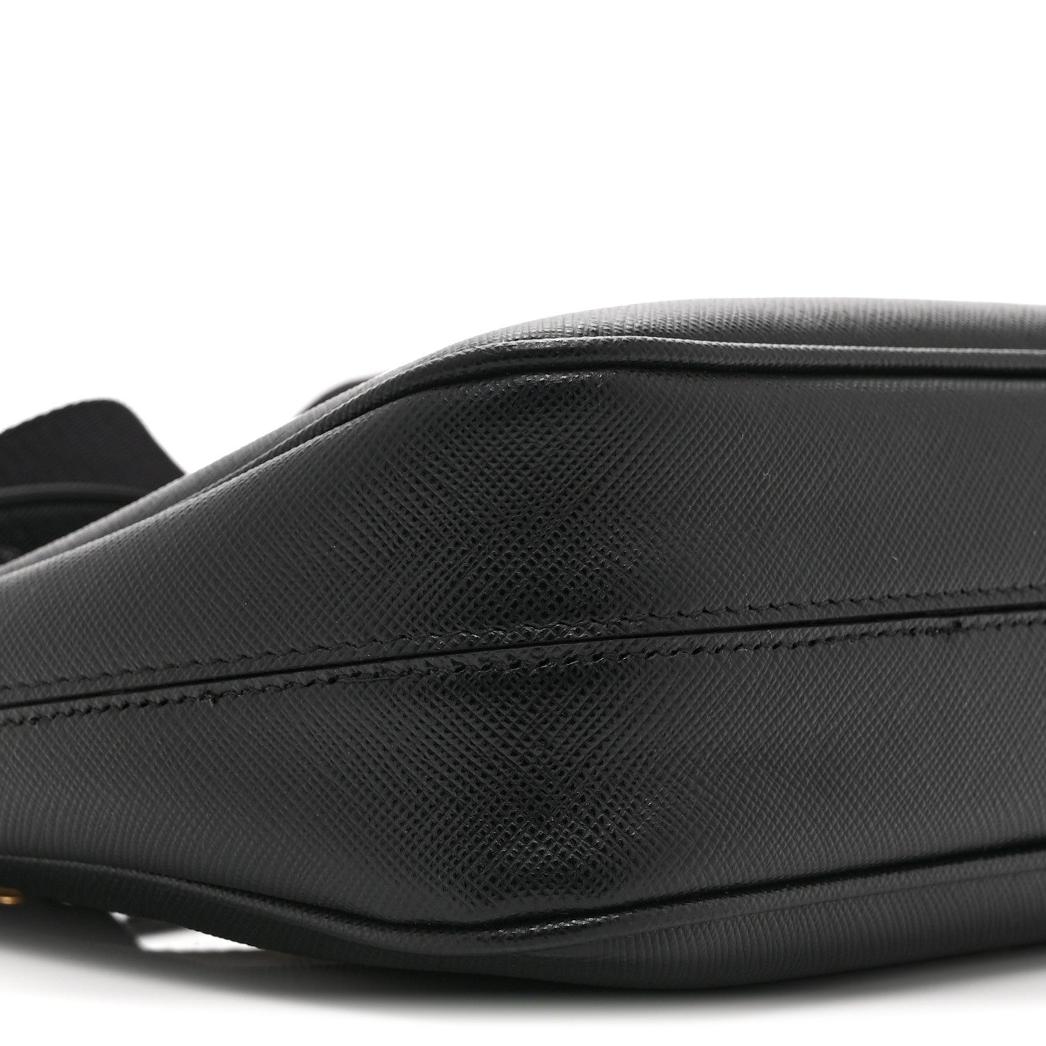 Saffiano Lux Re-Edition 2005 Shoulder Bag Black