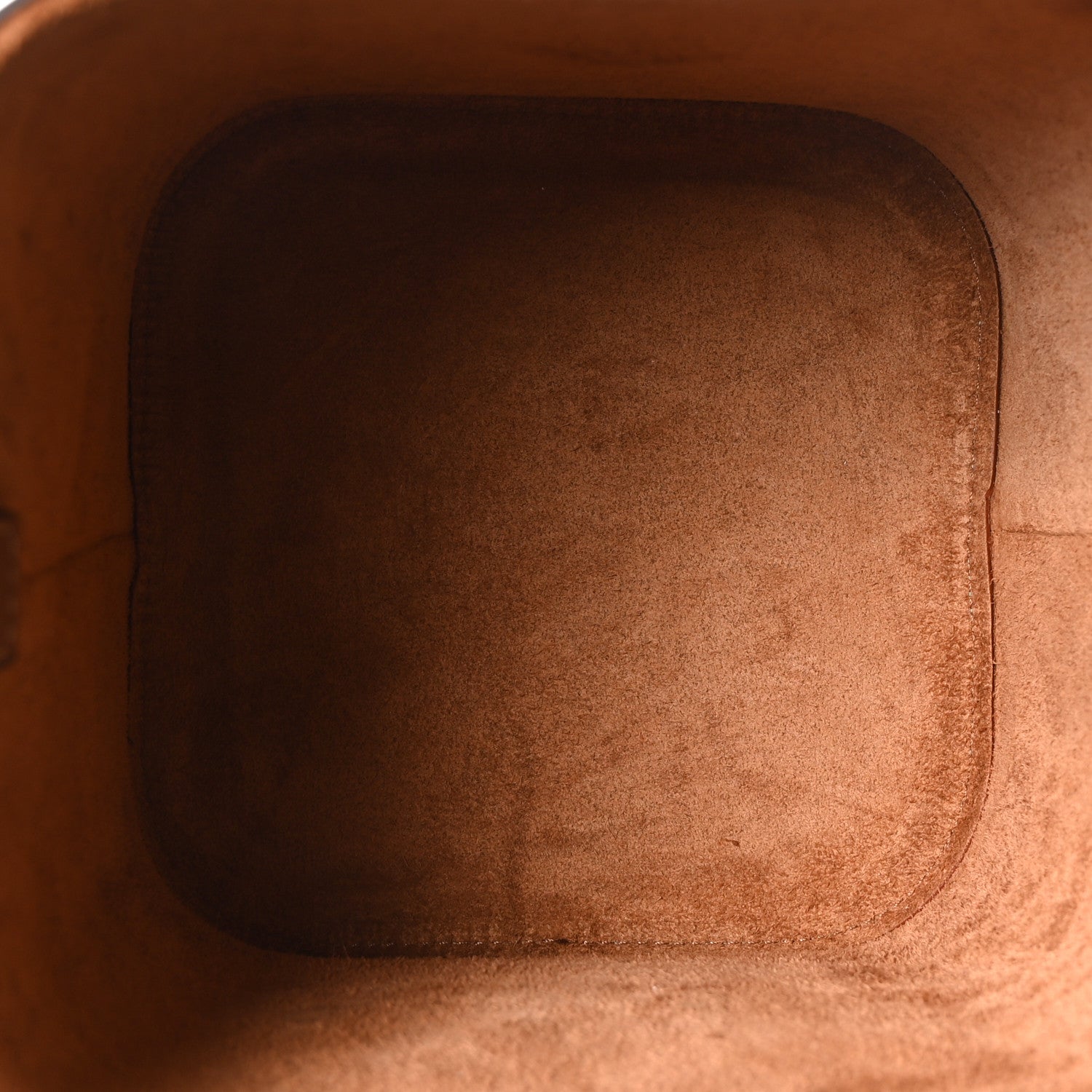 Smooth Calfskin Medium Cuir Triomphe Box Tan