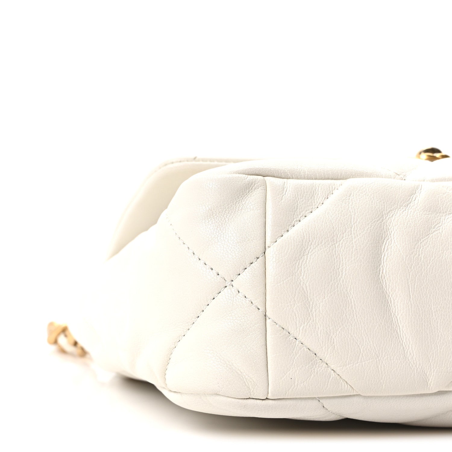 Goatskin Quilted Medium CHNL 19 Flap White