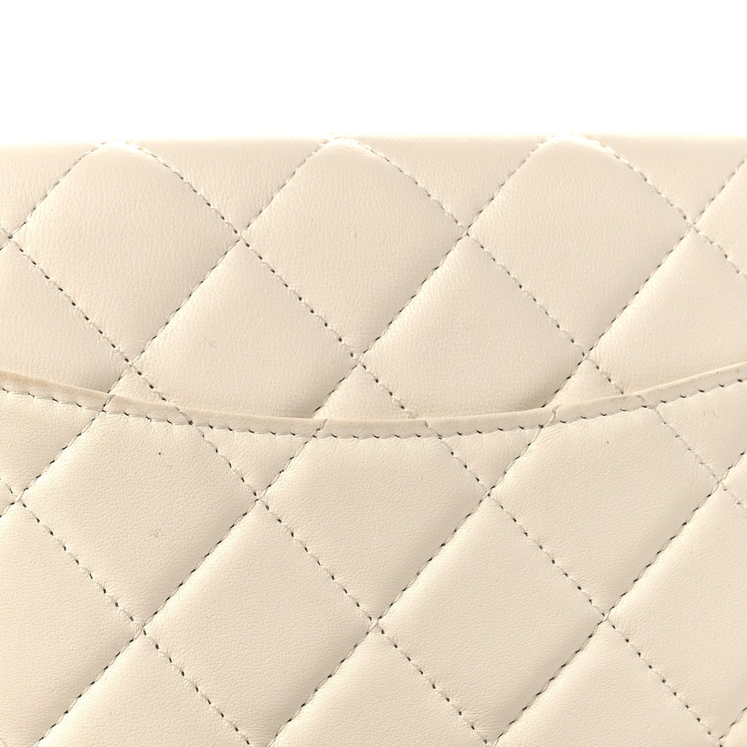 Lambskin Enamel Quilted Pearl Crush Wallet On Chain WOC White