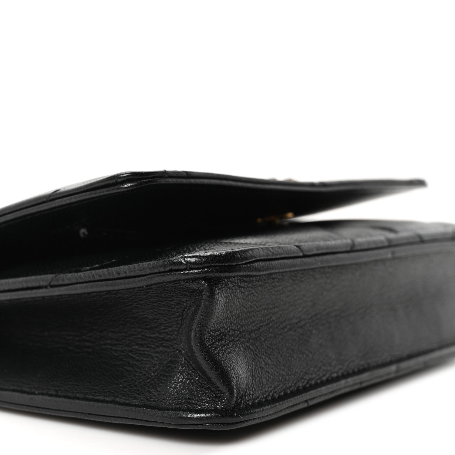 Lambskin Quilted CHNL 19 Wallet On Chain WOC Black