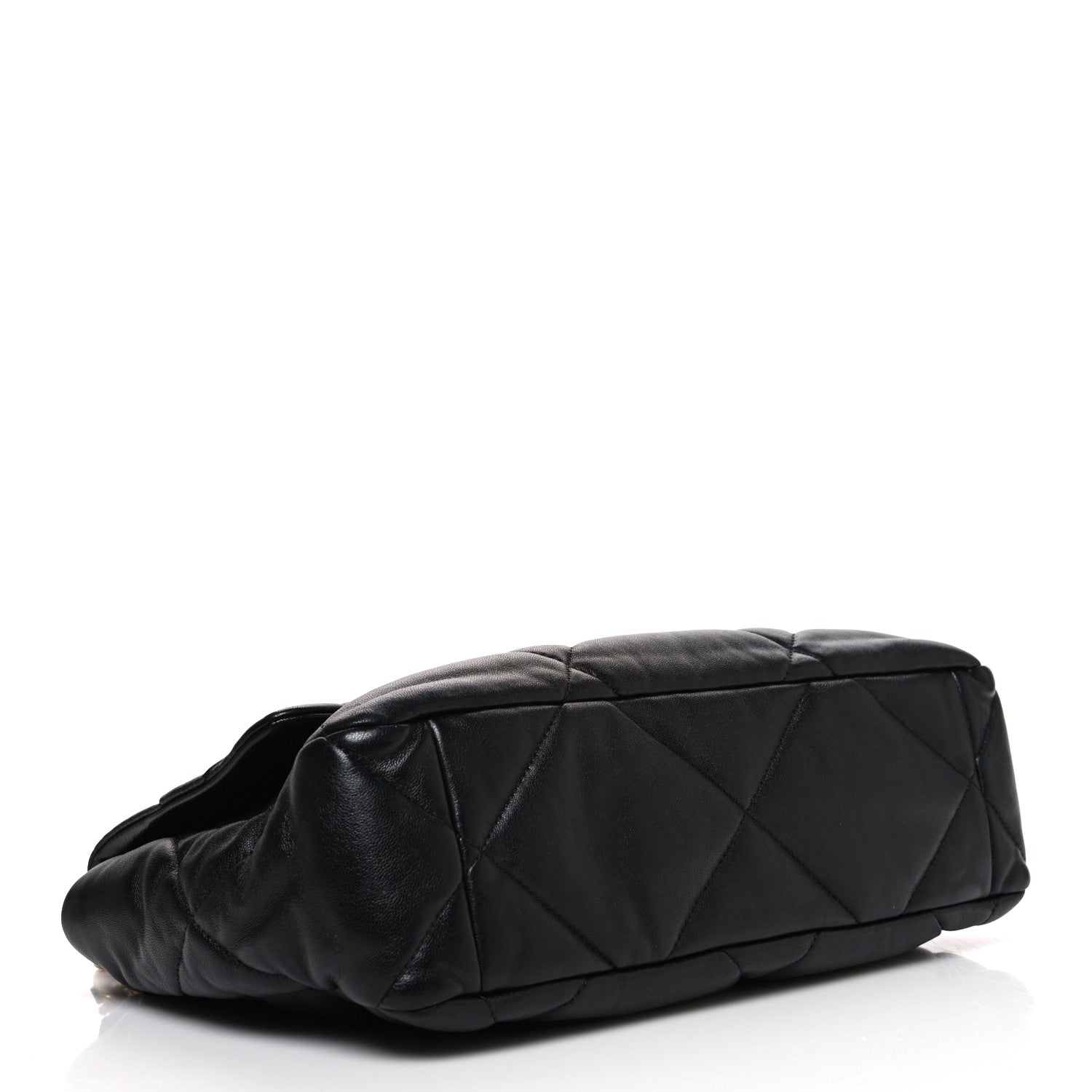Lambskin Quilted Large CHNL 19 Flap Black