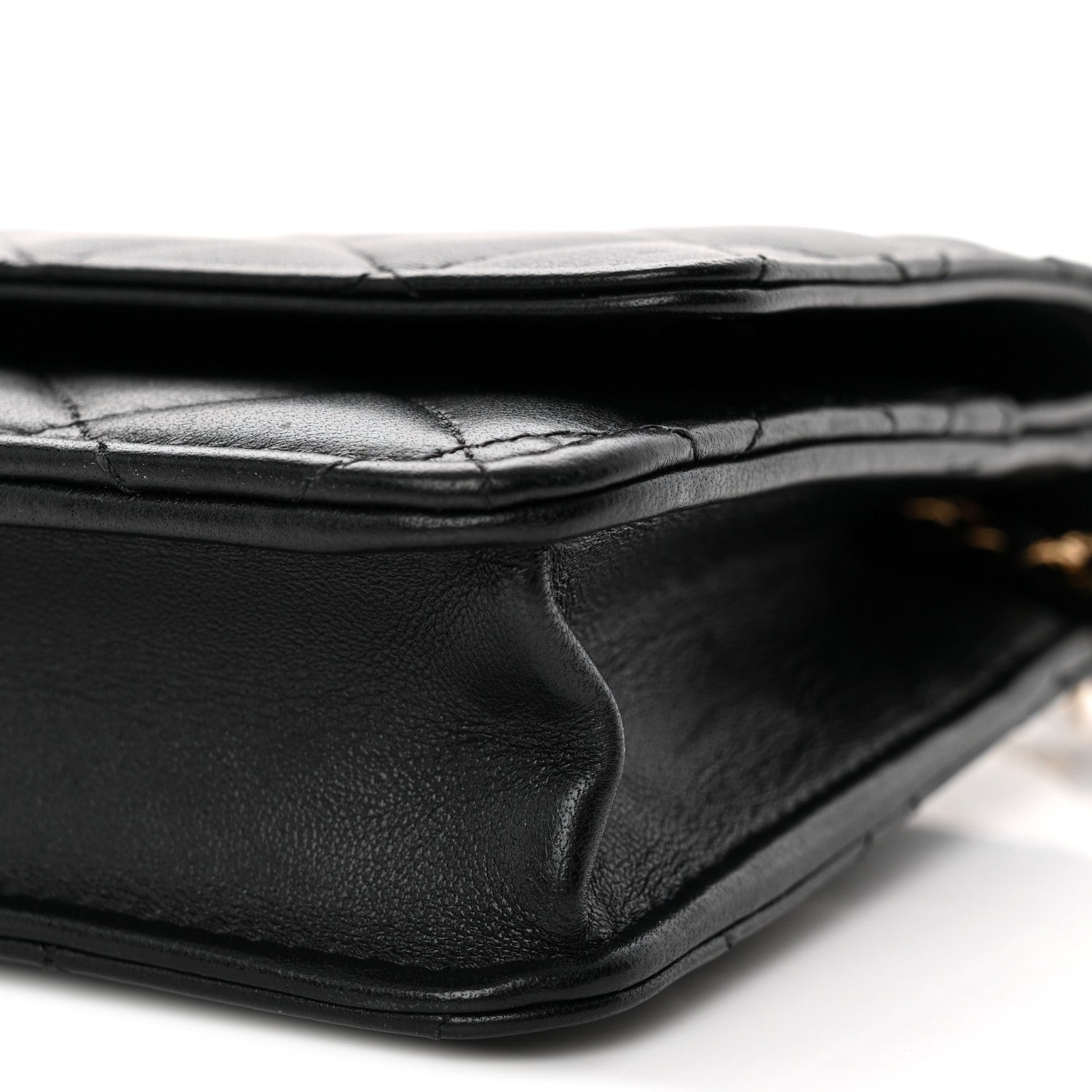 Lambskin Quilted Wallet On Chain WOC Black