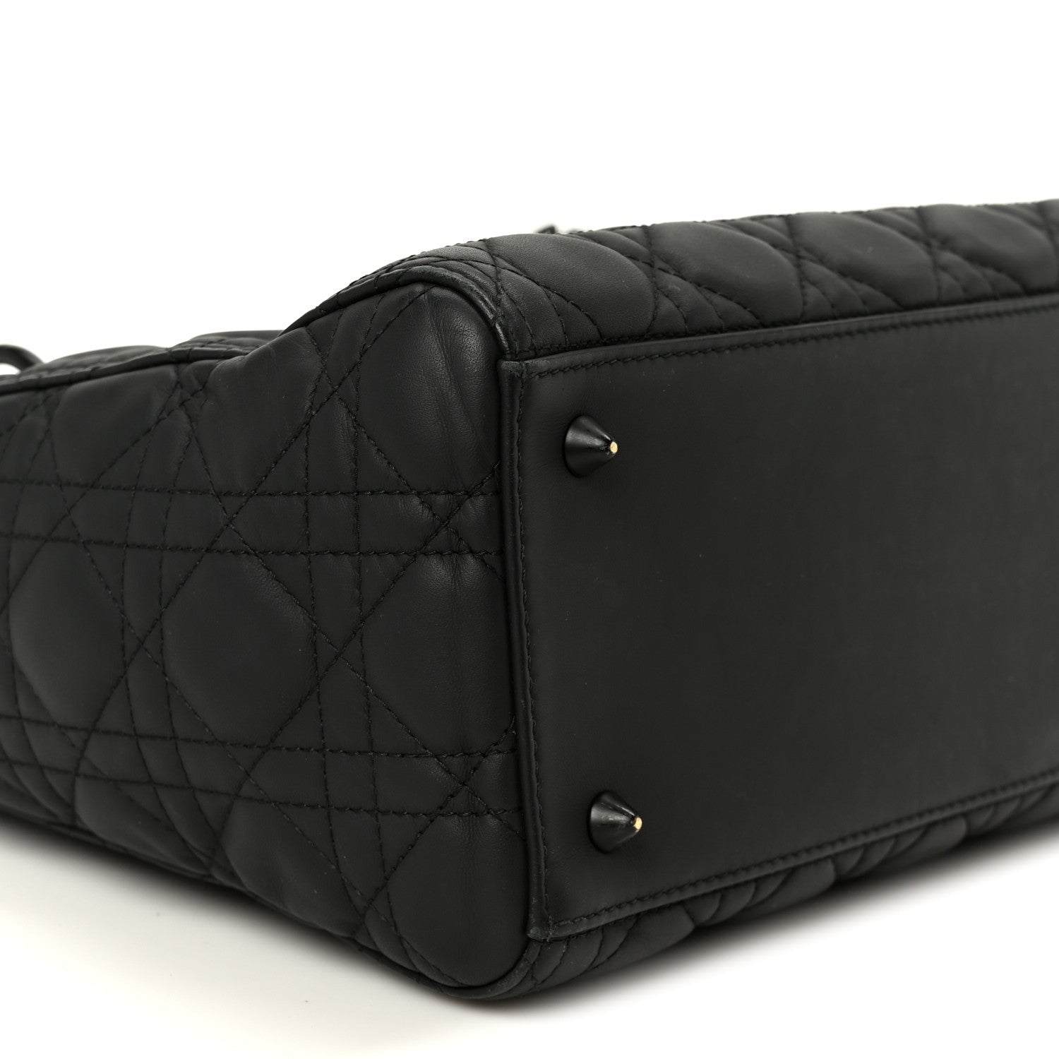 Ultra Matte Calfskin Cannage Medium Lady D1OR Black