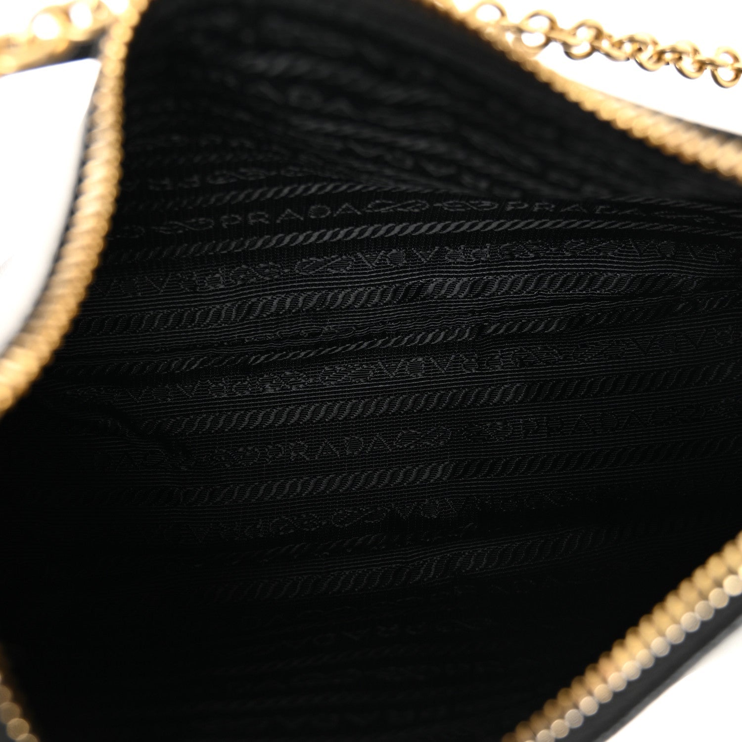 Saffiano Lux Re-Edition 2005 Shoulder Bag Black